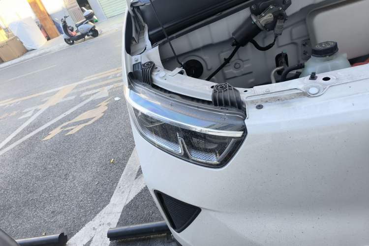 Used Wuling Yangguang 2024 300km Range Practical Window-Sealed Version 75kW
