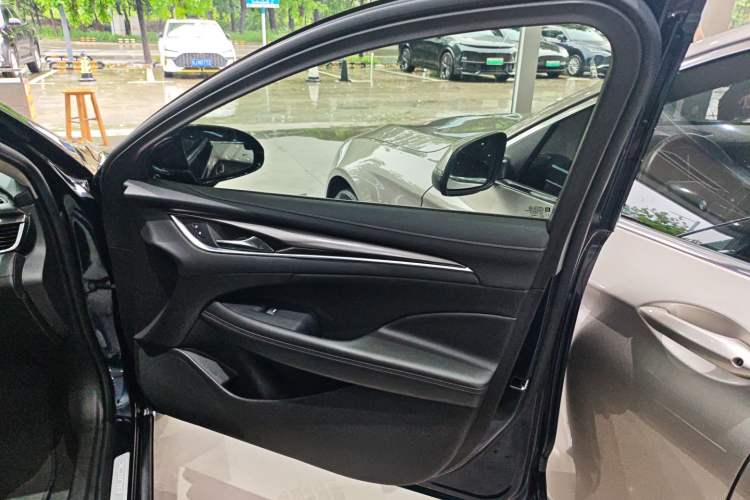 Used Buick LaCrosse 2022 652T Luxury Version
