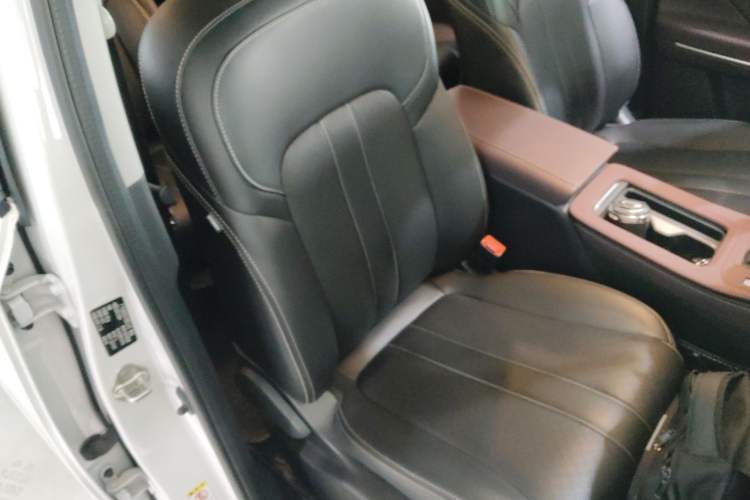 Used GAC Trumpchi M6 2021 PRO 270T DCT Luxury Edition
