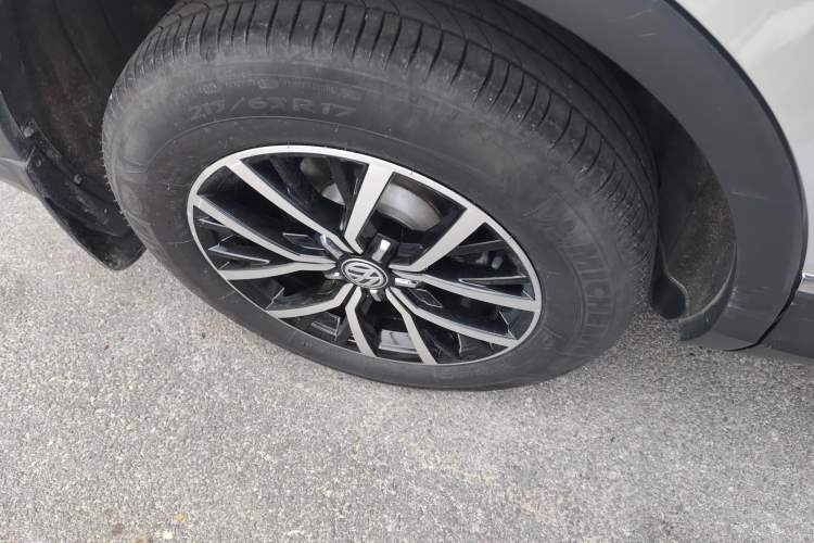 Used Volkswagen Tiguan L 2018 Facelift 330TSI Automatic Two-Wheel Drive Luxury Edition