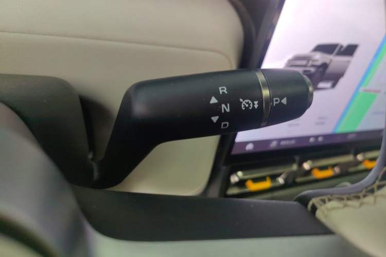 Used  V23 2025 401 Two-Wheel Drive Intelligent Driving Version