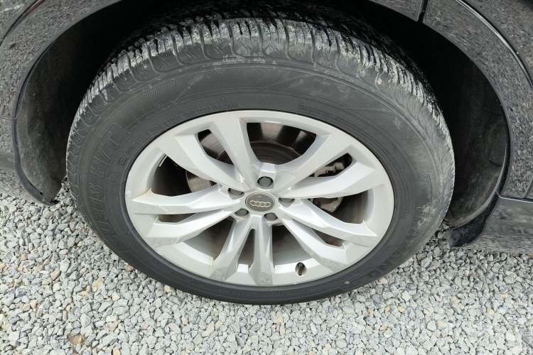 Used Audi Q7 2019 45 TFSI Comfort Model