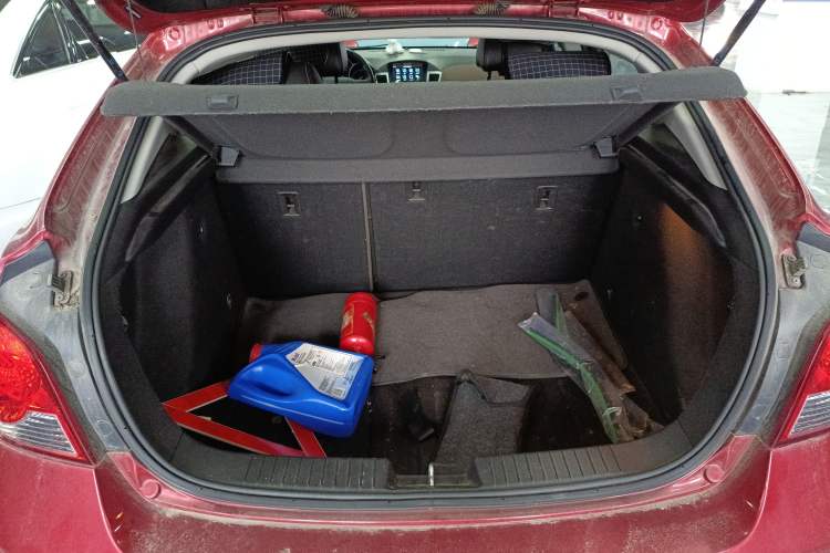 Used Chevrolet Cruze 2013 Hatchback 1.6L Automatic Luxury Model
