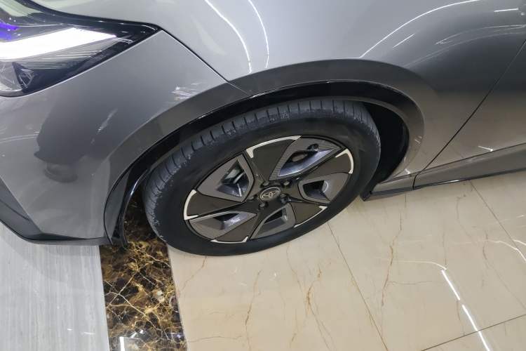 Used Toyota bZ3 2023 616 km Long-Range PRO
