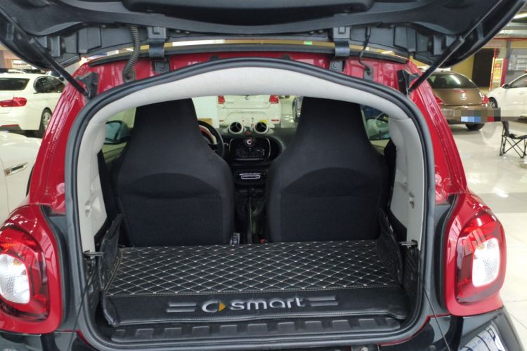 Used  fortwo 2018 1.0L 52kW Hardtop Dynamic Version China V
