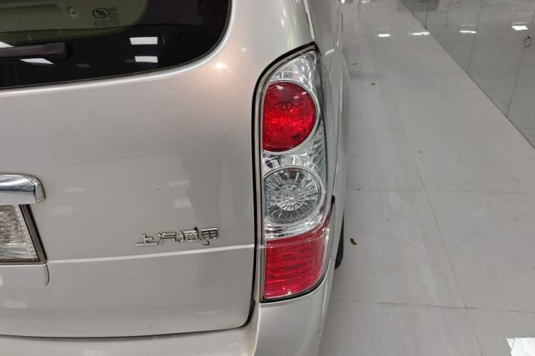 Used Buick GL8 2014 2.4L Classic Edition
