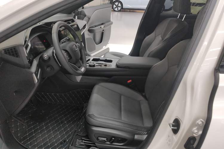 Used Lexus RZ 2023 450e All-Wheel Drive Luxury Edition
