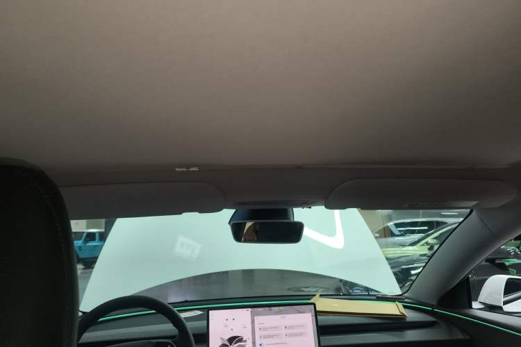 Used Tesla Model 3 2025 Rear-Wheel-Drive Version
