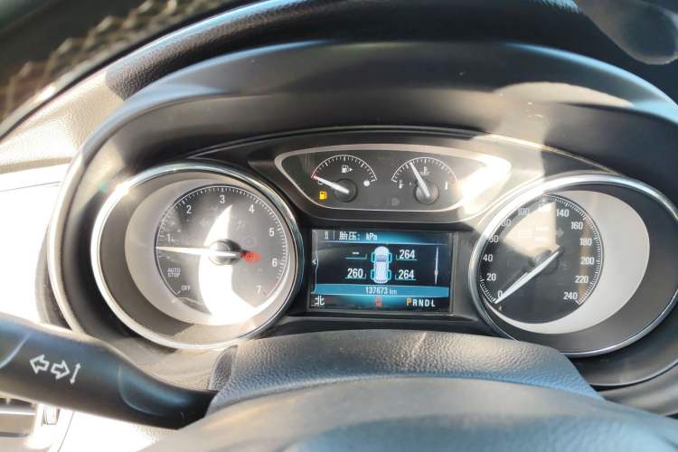 Used Buick Envision 2018 20T Two-Wheel Drive Luxury Model
