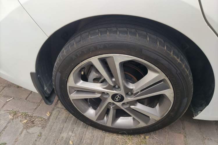 Used Hyundai Elantra 2016 1.6L Automatic ZhiXuan – Elite Version