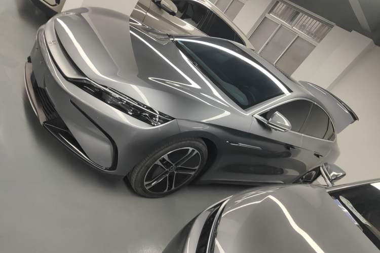 Used BYD Han 2023 EV Champion Edition 605KM Front-Drive Premium Model