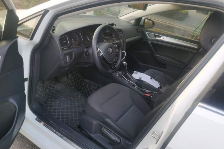 Used Volkswagen Golf 2020 Zhiai Edition 280TSI DSG Comfort Model