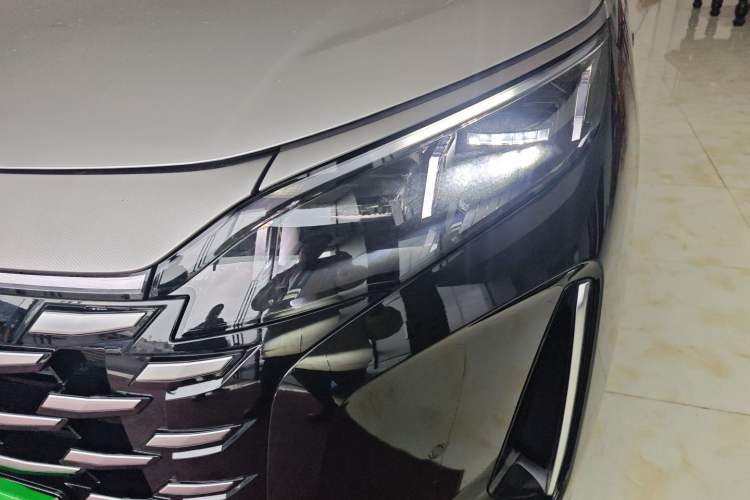 Used BYD Xia 2025 DM-i 1.5T 180km Beyond Edition
