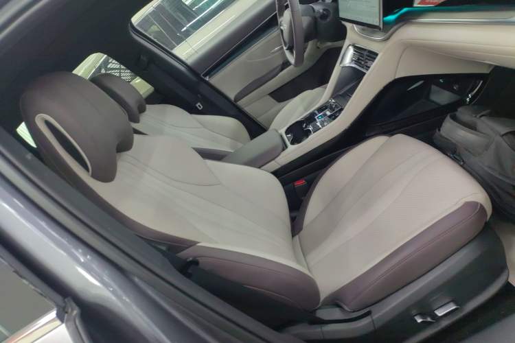 Used BYD Song PLUS New Energy 2025 DM-i Smart Drive 112KM Prestige Model
