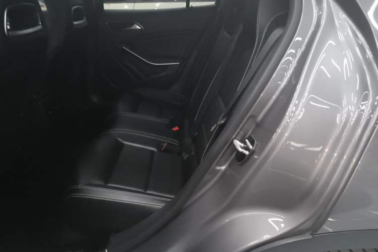 Used Mercedes-Benz GLA 2016 GLA 220 4MATIC Fashion Edition
