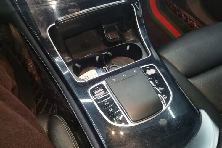 Used Mercedes-Benz GLC Coupe 2020 GLC 260 4MATIC Coupe SUV
