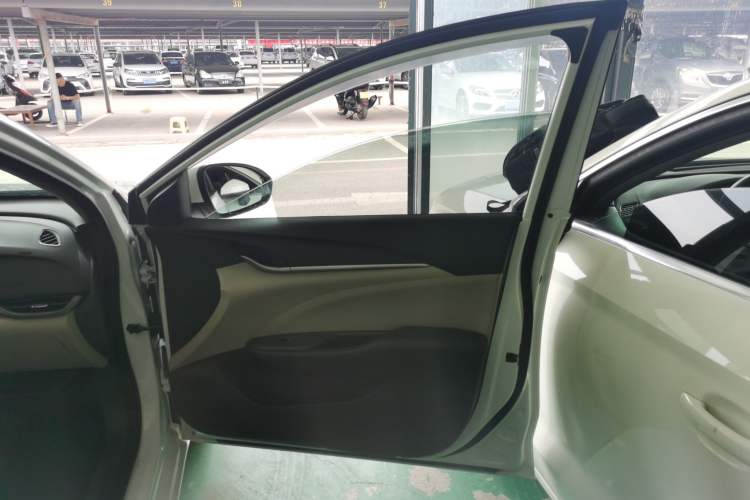 Used Buick GT 2019 15T Manual Elite Version China VI Standard
