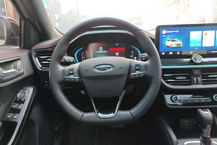 Used Ford Focus 2022 Sedan EcoBoost 180 Automatic ST Line
