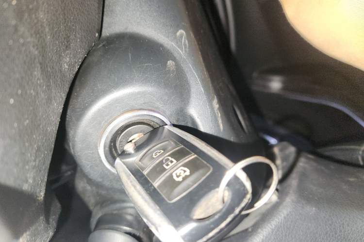 Used Dongfeng Fengon S560 2018 1.8L Manual Comfort 5-Seater China V Standard