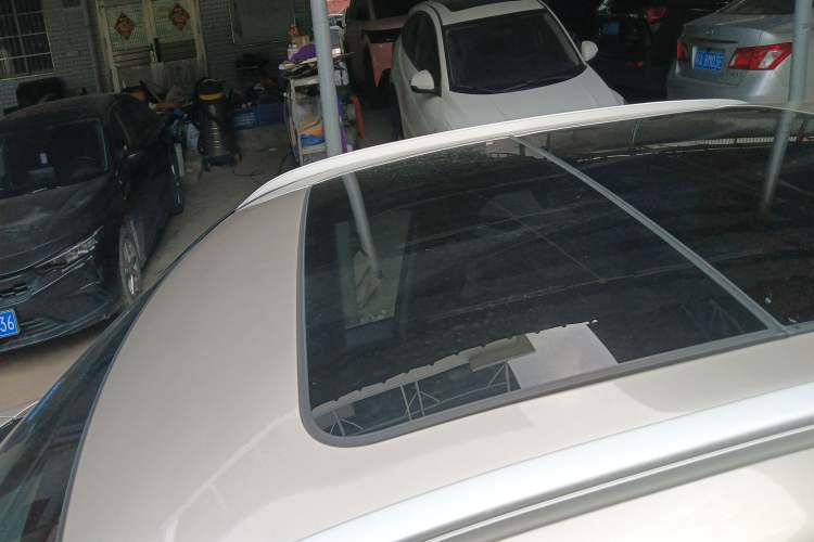 Used Honda UR-V 2017 370TURBO 2WD Prestige Edition China V
