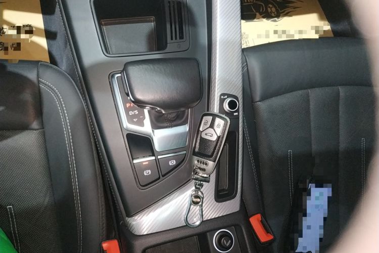 Used Audi A4L 2020 40 TFSI Fashionable and Elegant Model
