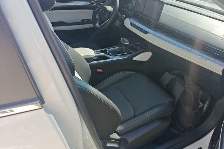 Used Geely Auto Emgrand L 2022 1.4T CVT Flagship Edition