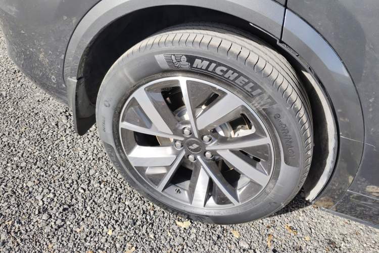 Used Li Auto L7 2023 Pro Model
