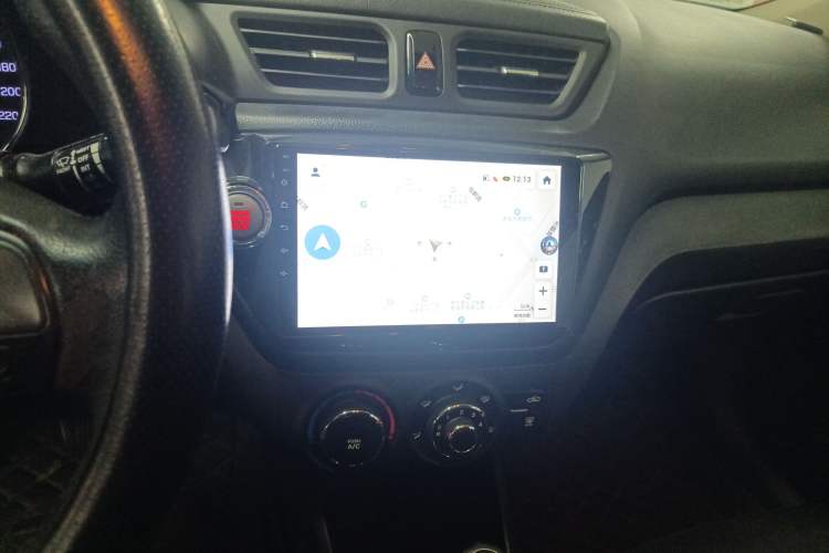 Used Kia K2 2012 Hatchback 1.6L AT Premium Commemorative Edition
