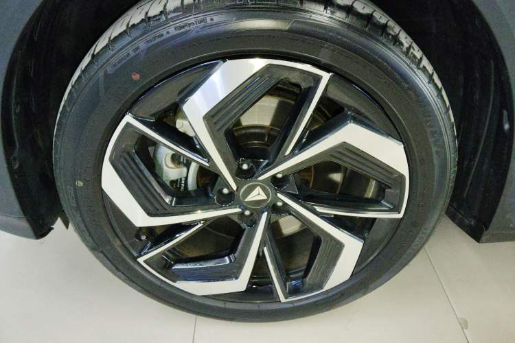 Used  S07 2024 215Max Qiankun Intelligent Driving ADS SE Range-Extended Version
