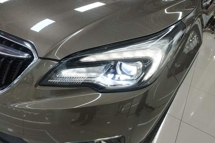 Used Buick Envision 2018 28T Four-Wheel Drive Luxury Model