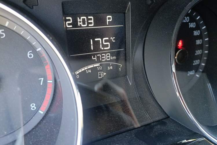 Used Volkswagen C-TREK 2018 230TSI DSG Comfort Model
