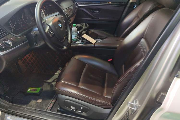 Used BMW 5 Series 2014 525Li Luxury Design Package
