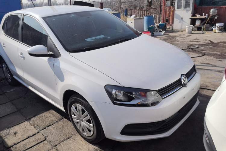 Used Volkswagen Polo 2014 1.4L Manual Fashion Edition