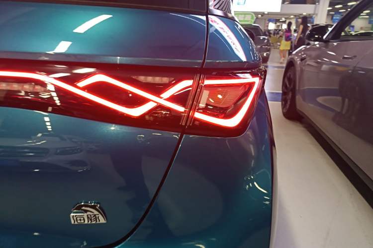 Used BYD Dolphin 2021 405 km Fashion Edition
