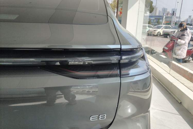 Used Geely Galaxy E8 2024 550 km Range Rear-Drive MAX
