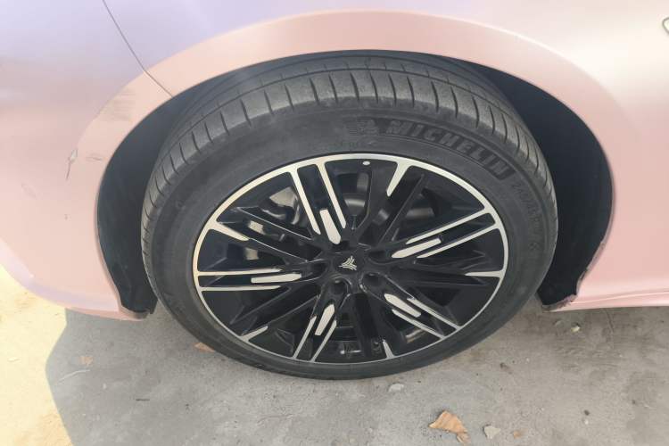 Used NETA S 2022 Extended-Range Version 1160 km Rear-Drive Big Edition
