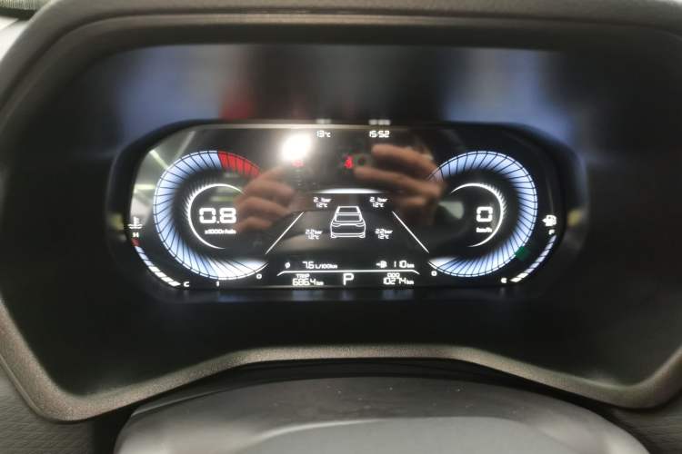 Used Geely Auto Emgrand 2025 4th Generation 1.5L CVT Luxury Version
