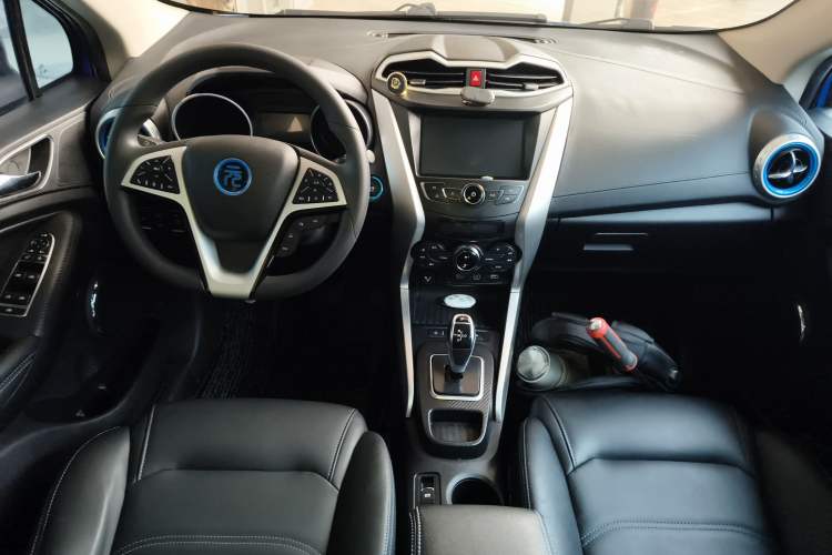 Used BYD Yuan New Energy 2018 EV360 Smart Connected Cool Model