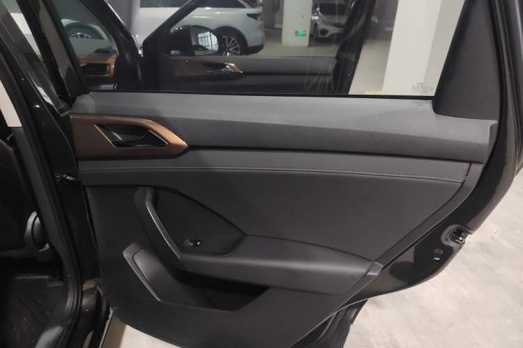 Used Volkswagen Tharu 2021 280TSI Two-Wheel-Drive Luxury Plus Edition
