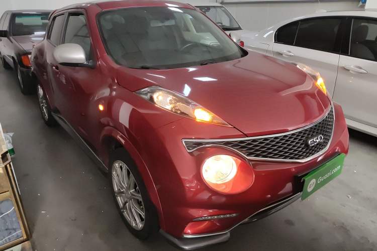 Used Infiniti ESQ 2014 1.6L Spontaneous Edition
