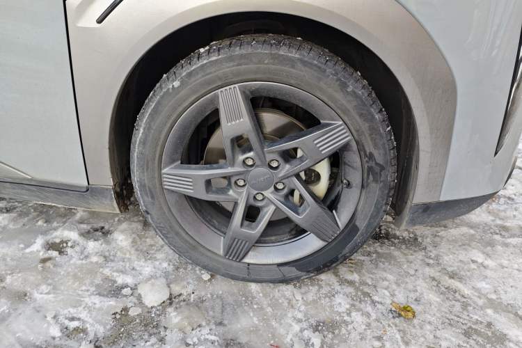 Used AION Y 2022 Plus 70 Tech Edition