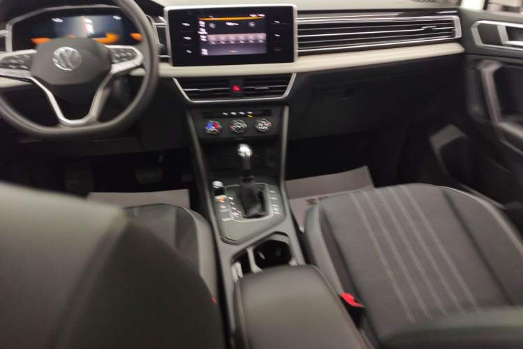 Used Volkswagen Tiguan L 2022 330TSI Automatic Two-Wheel Drive Comfort Edition
