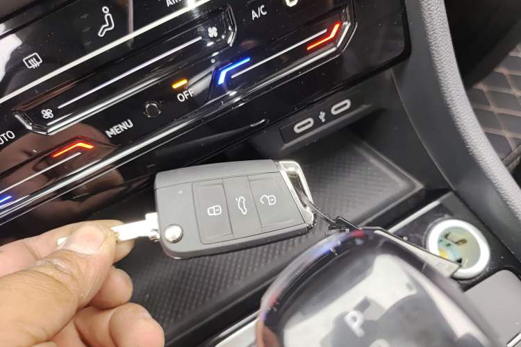 Used Volkswagen Sagitar 2023 200TSI DSG Excellence Edition