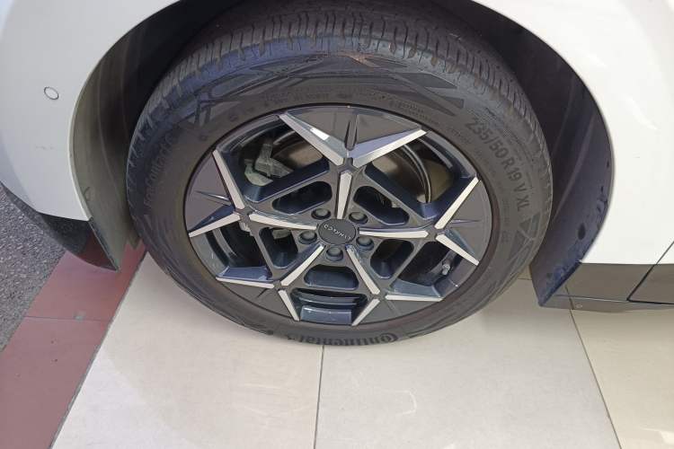 Used Lynk & Co Z20 2025 530 km Range Rear-Wheel Drive Max