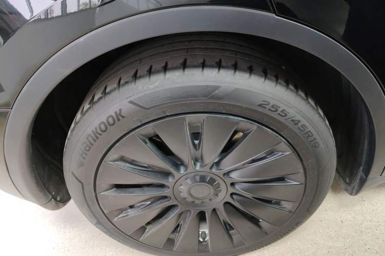 Used Tesla Model Y 2022 Revised Version Long-Range All-Wheel Drive
