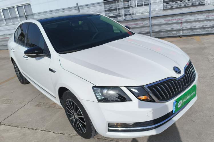Used Skoda Octavia 2019 TSI230 DSG SmartDrive Luxury Edition China VI
