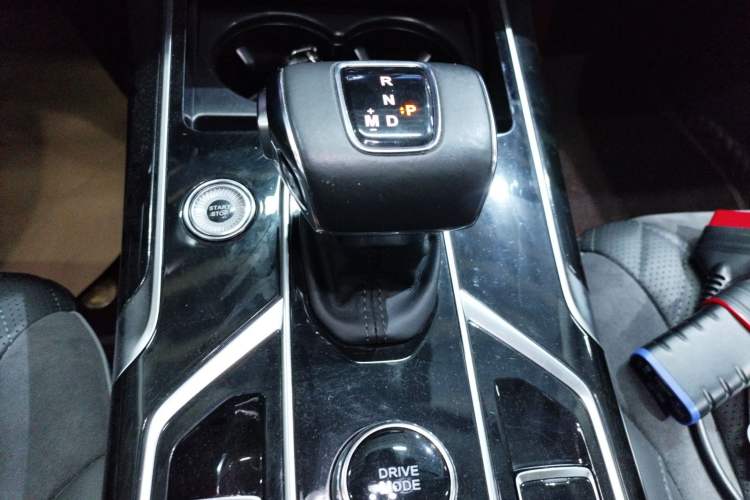 Used Hongqi HS5 2022 Revised Version 2.0T Smart Connect Flagship Edition