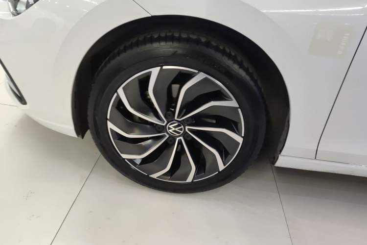 Used Volkswagen Golf 2023 Facelift 280TSI DSG Pro
