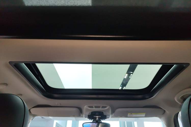 Used  MINI 2022 1.5T COOPER Artist
