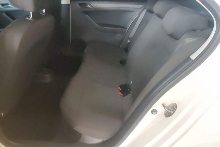 Used Volkswagen Jetta 2017 1.4L Manual Fashion Edition